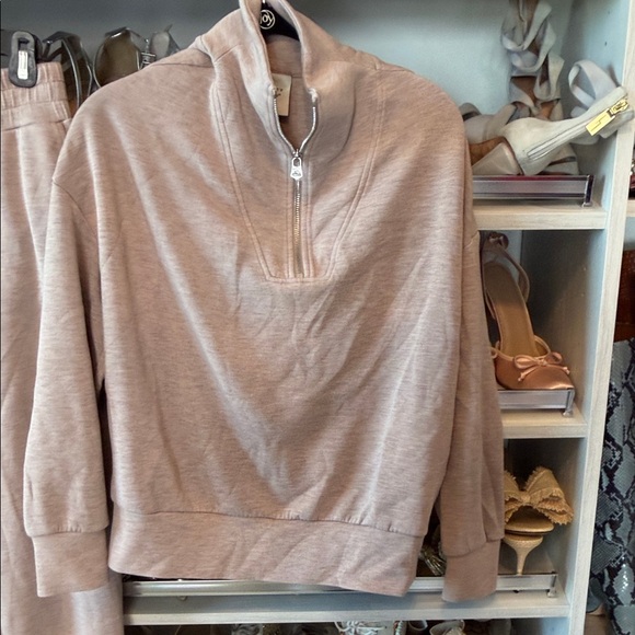 Varley DoubleSoft Zip-Up in Soft Beige - Picture 5 of 6